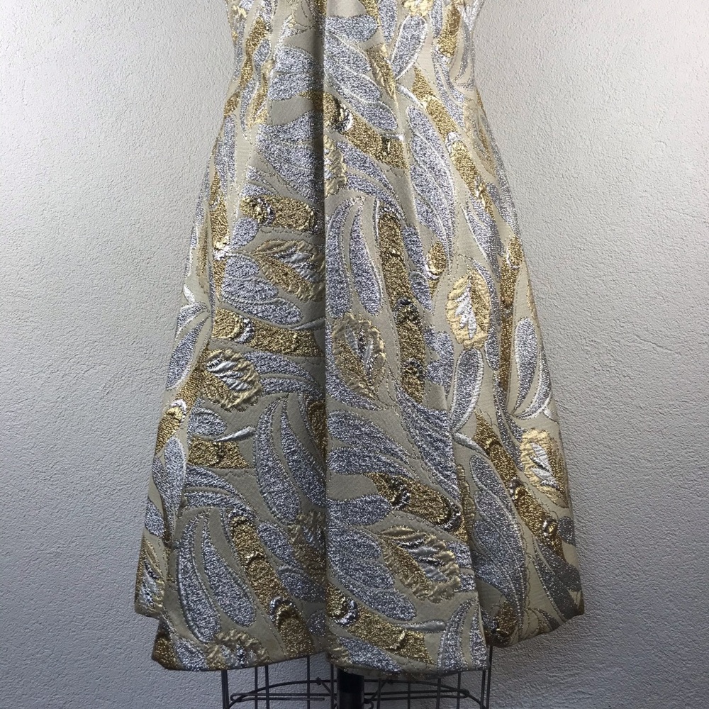 SOLD l 60s Silver Gold Lamè Metallic Bow Dress - Picture 3 of 13